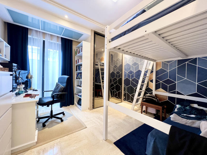 Appartement - 147 m² - 4 pièces