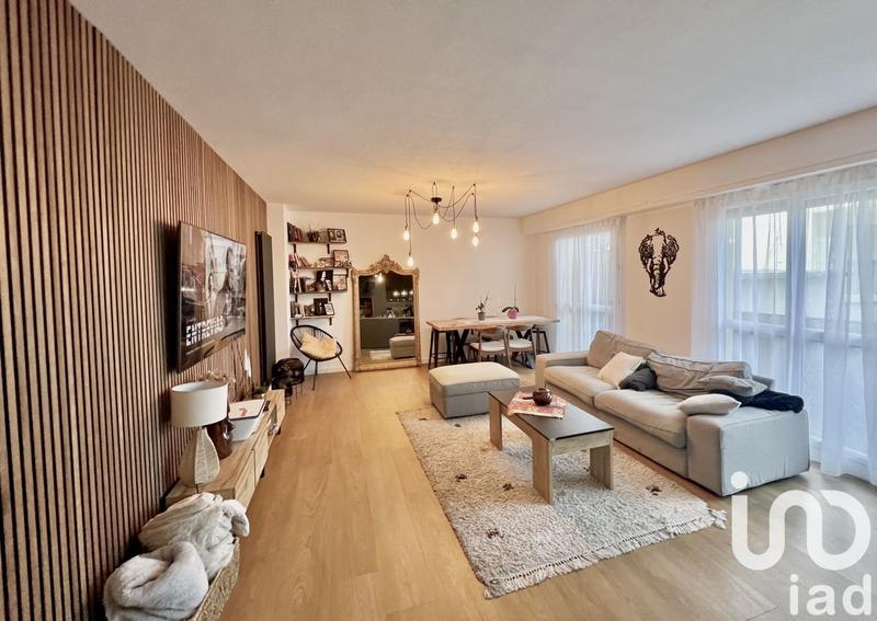 Appartement - 99 m² - 4 pièces