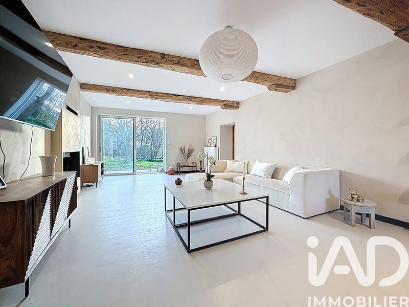 Maison - 373 m² - 15 pièces