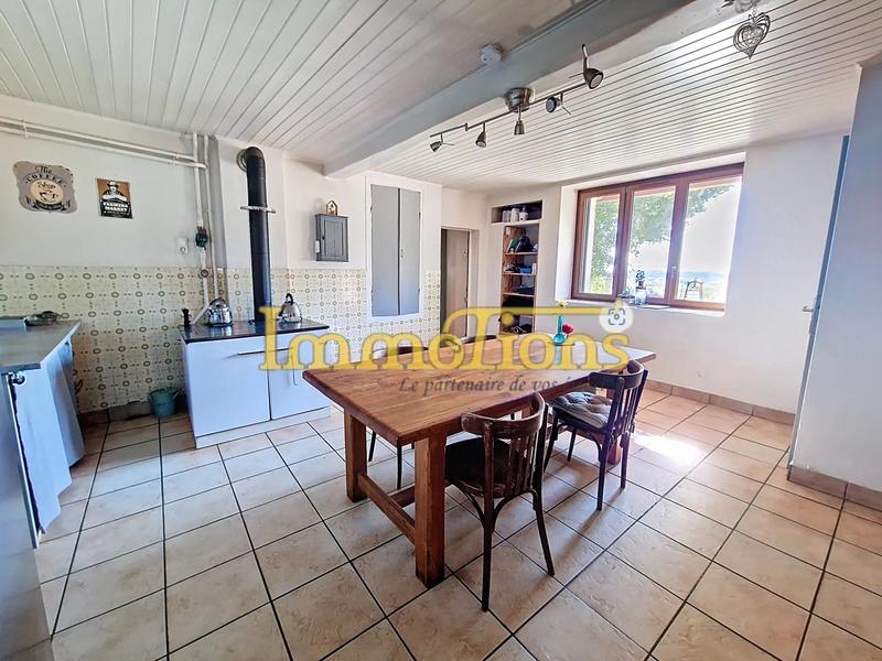 Maison - 210 m² - 7 pièces