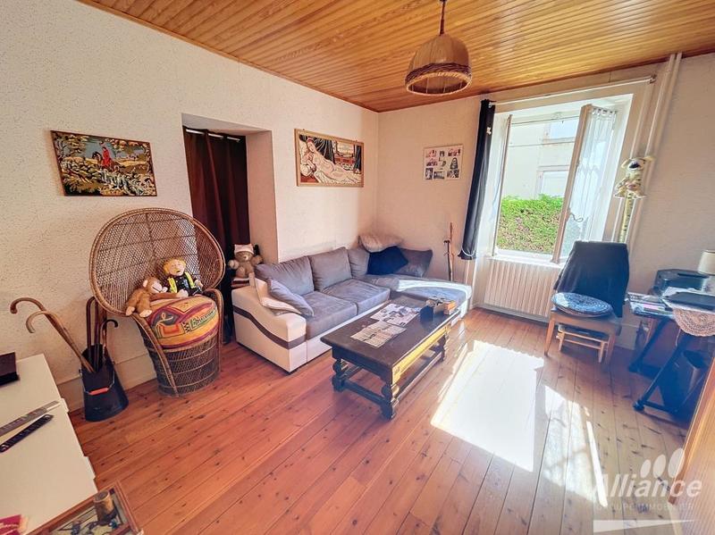 Maison - 220 m² - 10 pièces