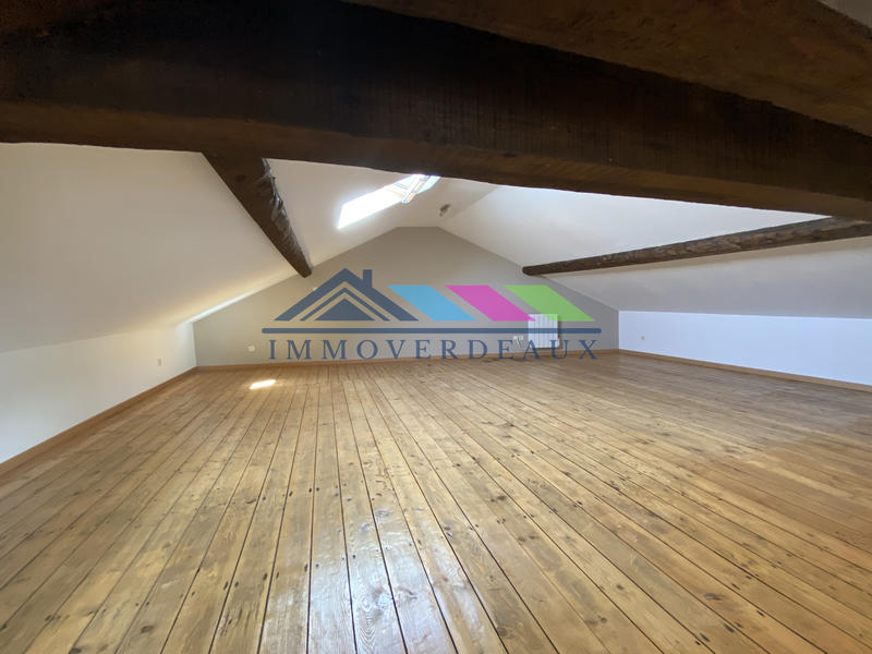 Maison - 177 m² - 7 pièces