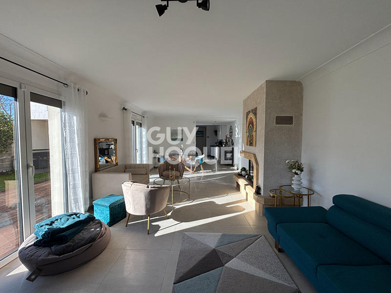 Maison - 165 m² - 7 pièces