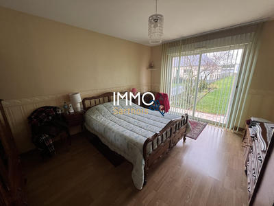 Maison - 183 m² - 11 pièces