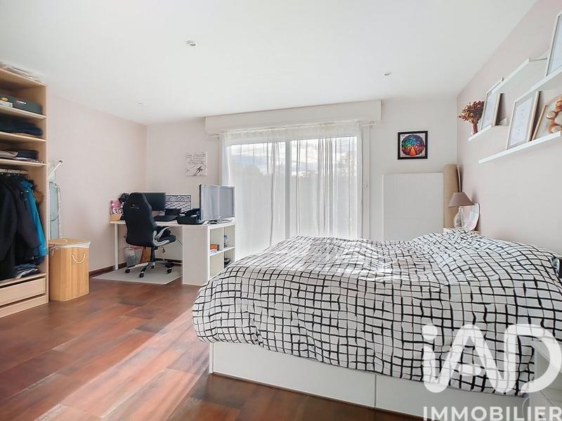 Maison - 133 m² - 8 pièces