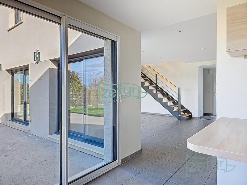 Maison contemporaine - 144 m² - 6 pièces