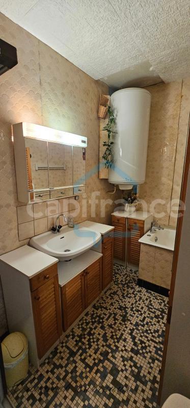 Maison - 244 m² - 9 pièces