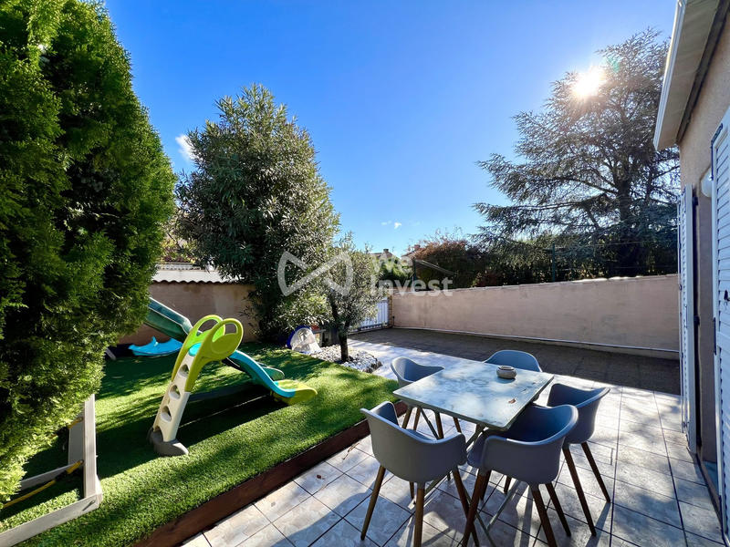 Maison traditionnelle - 110 m² - 5 pièces