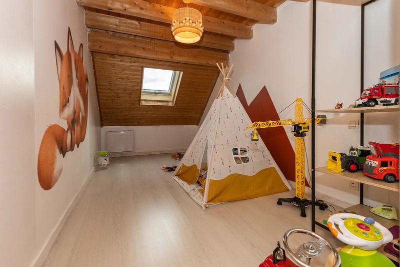 Maison - 140 m² - 6 pièces