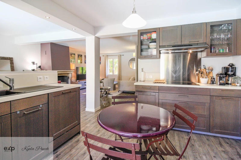 Maison - 94 m² - 4 pièces