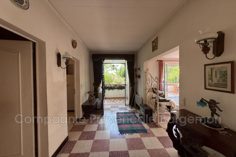 Maison - 92 m² - 1 pièce