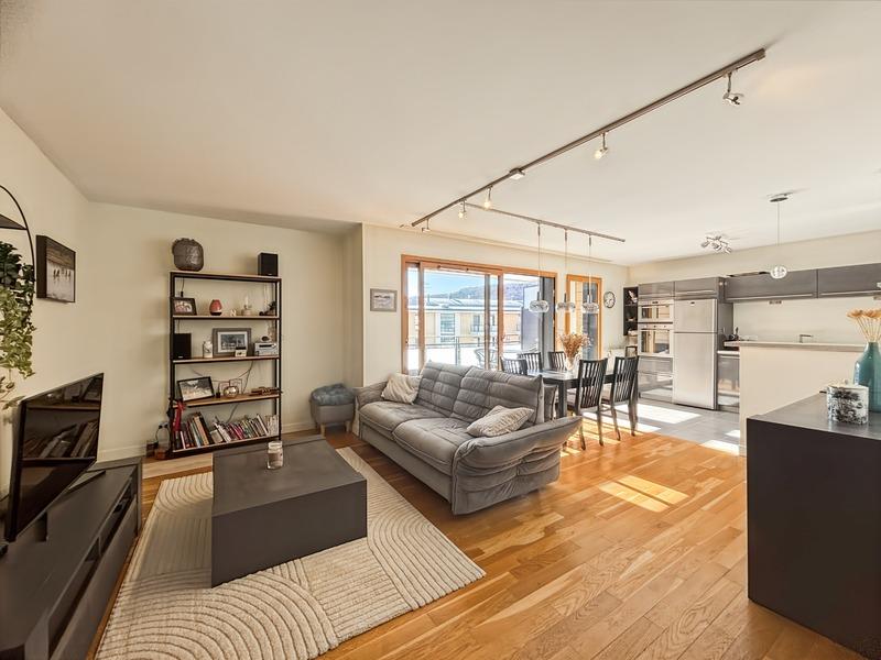 Appartement - 77 m² - 3 pièces