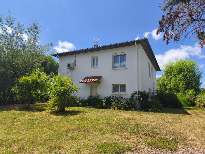 Maison - 110 m² - 5 pièces
