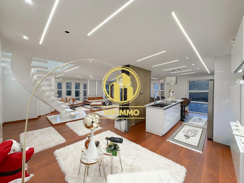 Maison - 183 m² - 5 pièces