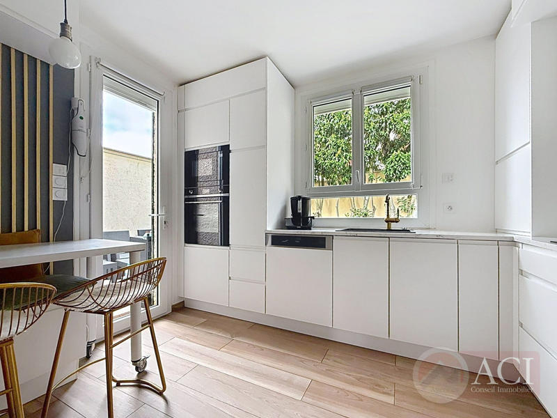 Maison - 105 m² - 6 pièces