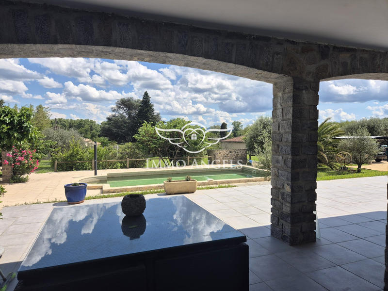 Maison - 137 m² - 6 pièces