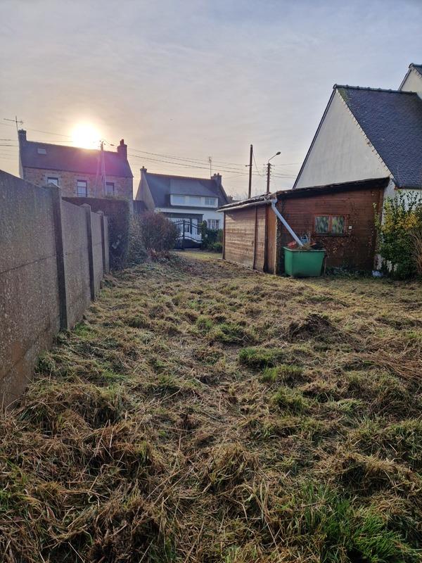 Terrain constructible - 251 m²
