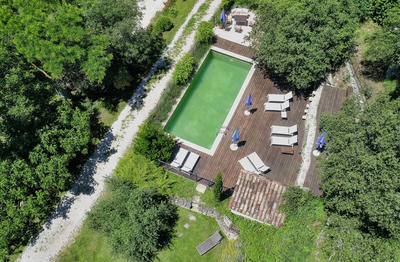 Mas - 351 m² - 12 pièces