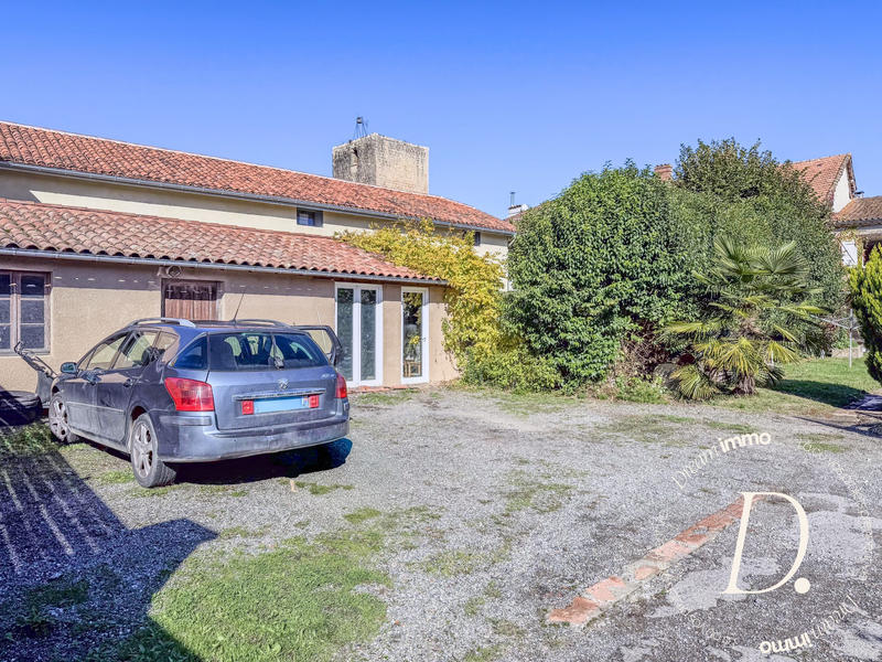 Maison - 168 m² - 8 pièces