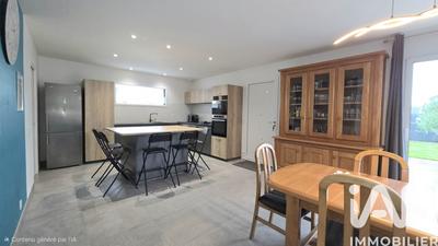 Maison - 105 m² - 5 pièces