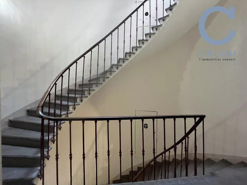 Appartement - 75 m² - 3 pièces