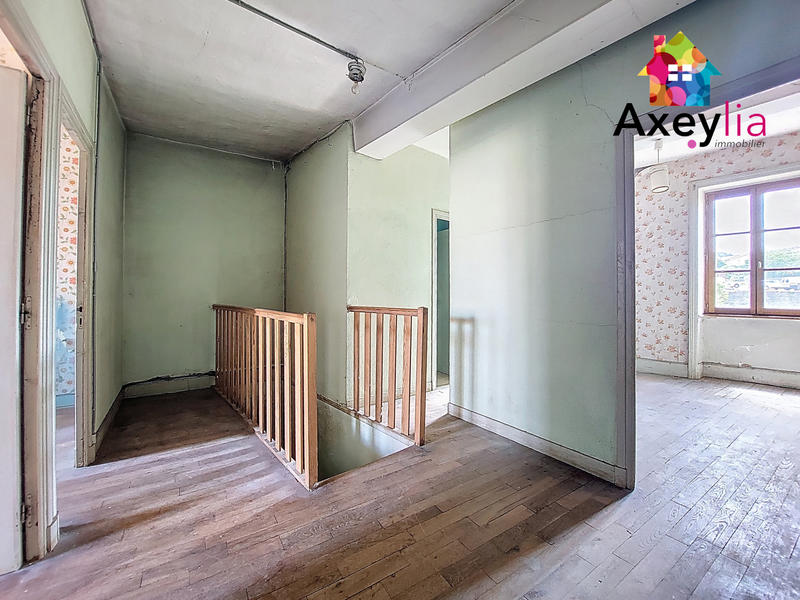 Maison de village - 205 m² - 10 pièces