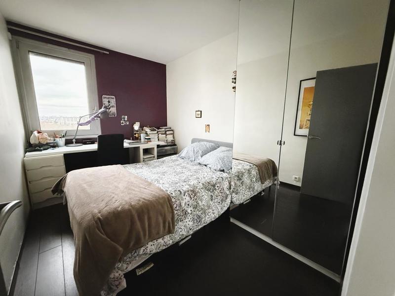 Appartement - 80 m² - 5 pièces