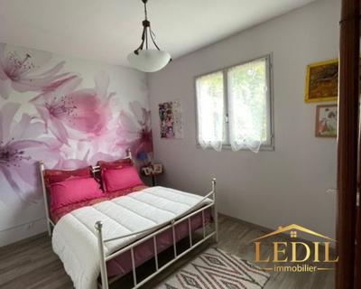 Maison - 97 m² - 5 pièces