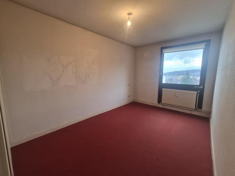 Appartement - 97 m² - 5 pièces