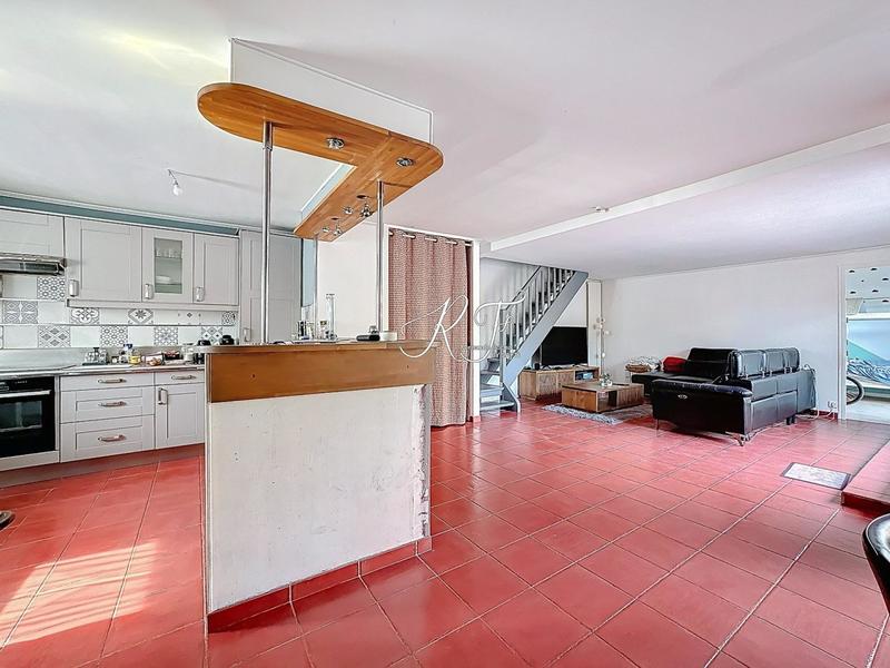 Maison - 113 m² - 6 pièces