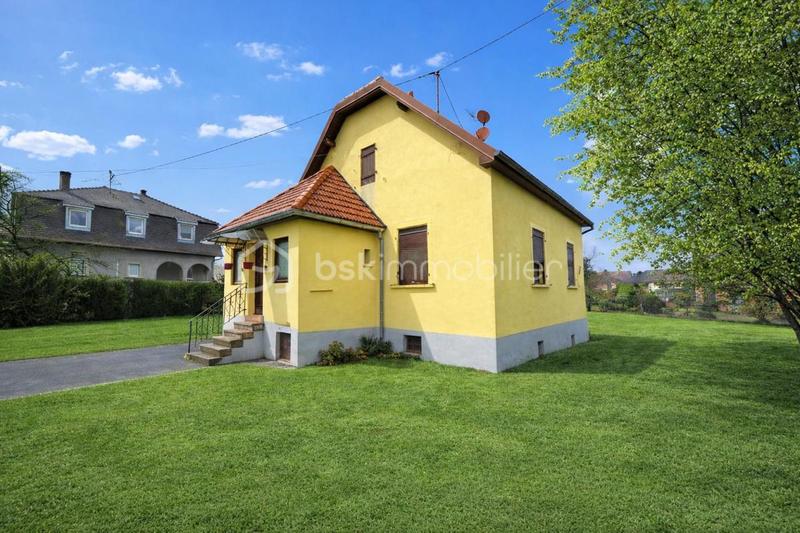 Maison - 101 m² - 5 pièces