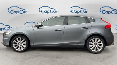 Volvo V40 2.0 D2 AdBlue120 R-Design - Entretien constructeur