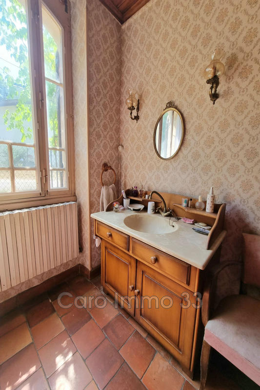 Maison - 180 m² - 6 pièces