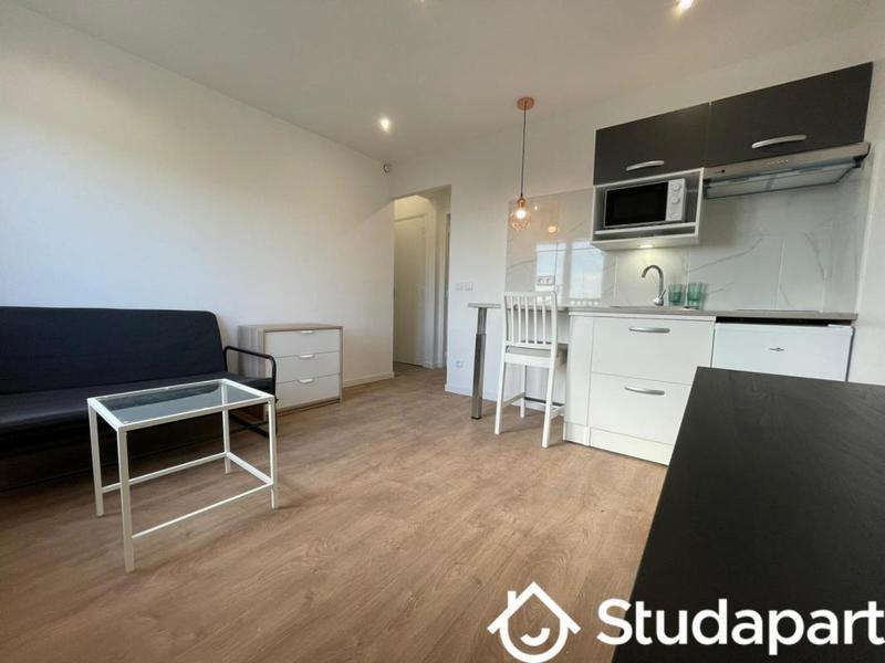 Chambre - 8 m² - 1 pièce