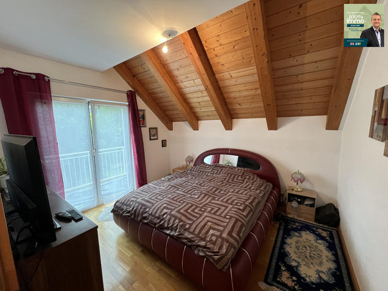 Maison - 349 m² - 12 pièces