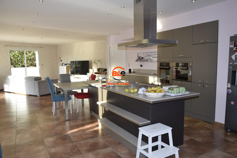 Maison contemporaine - 165 m² - 5 pièces