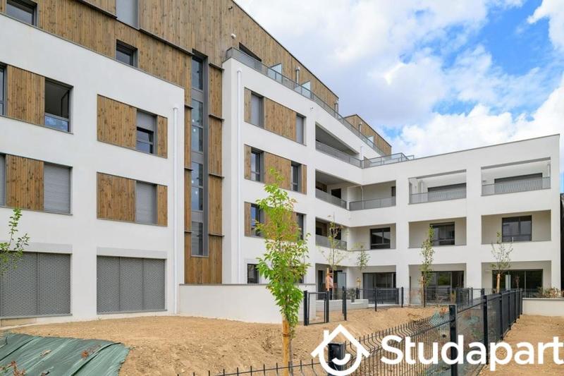 Chambre - 12 m² - 1 pièce