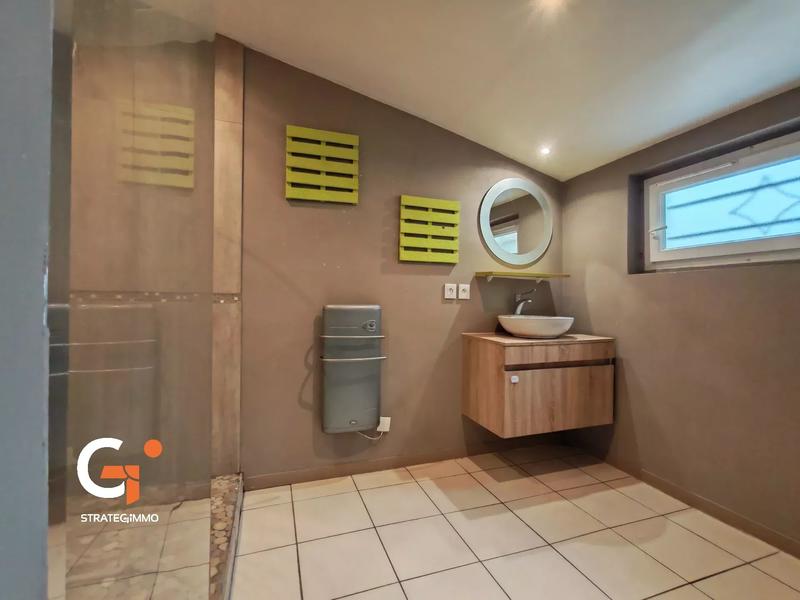 Maison de ville - 85 m² - 5 pièces