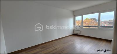 Appartement - 83 m² - 3 pièces