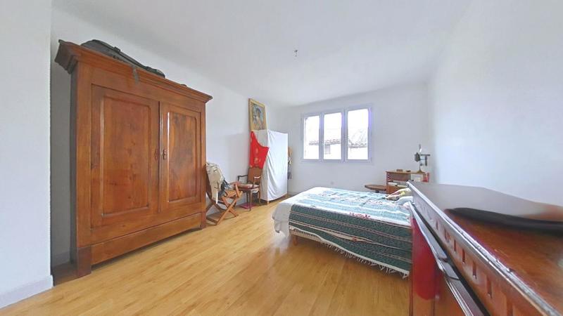 Maison - 200 m² - 6 pièces