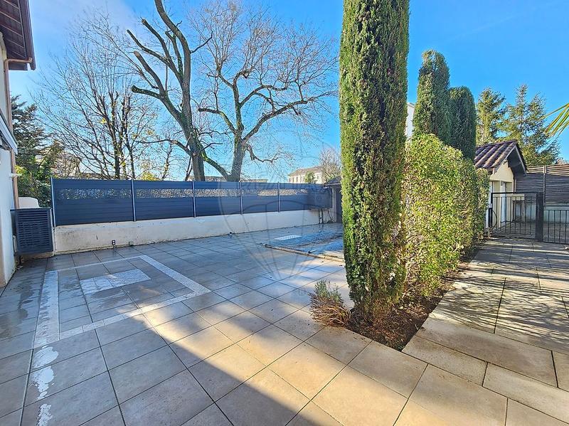 Maison - 169 m² - 5 pièces