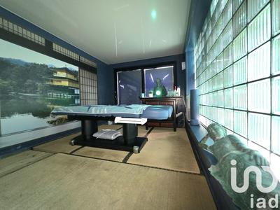 Maison - 435 m² - 12 pièces