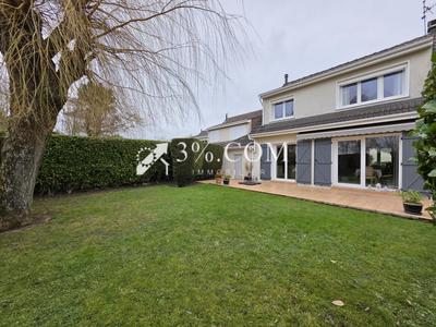 Maison - 90 m² - 6 pièces