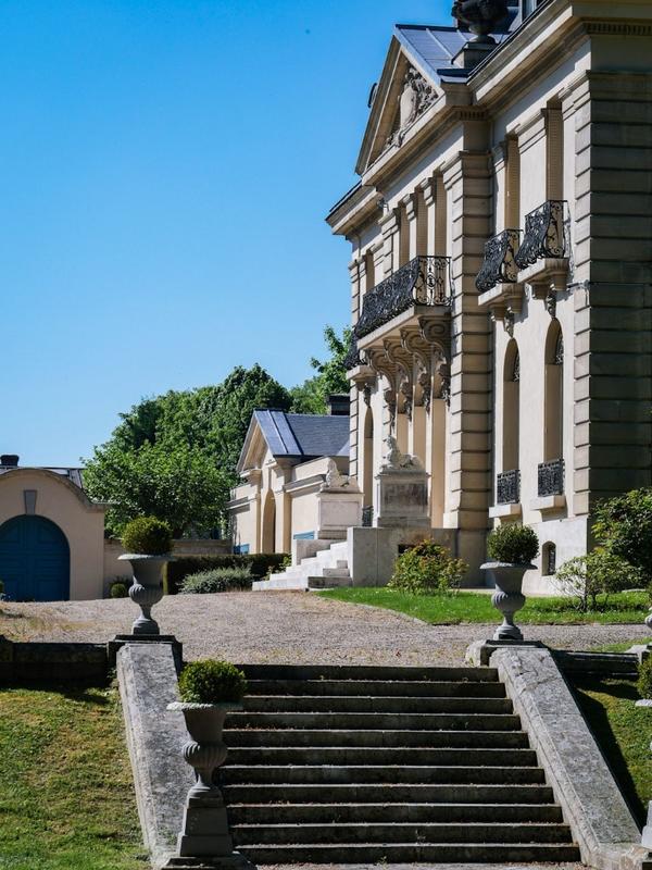 Manoir - 1 000 m² - 25 pièces