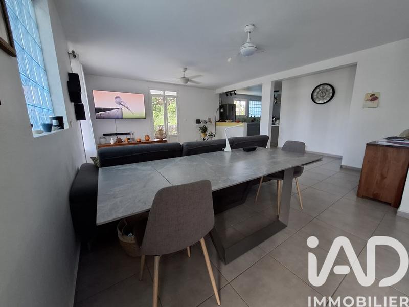 Maison - 99 m² - 4 pièces