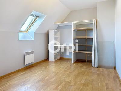 Maison - 122 m² - 6 pièces