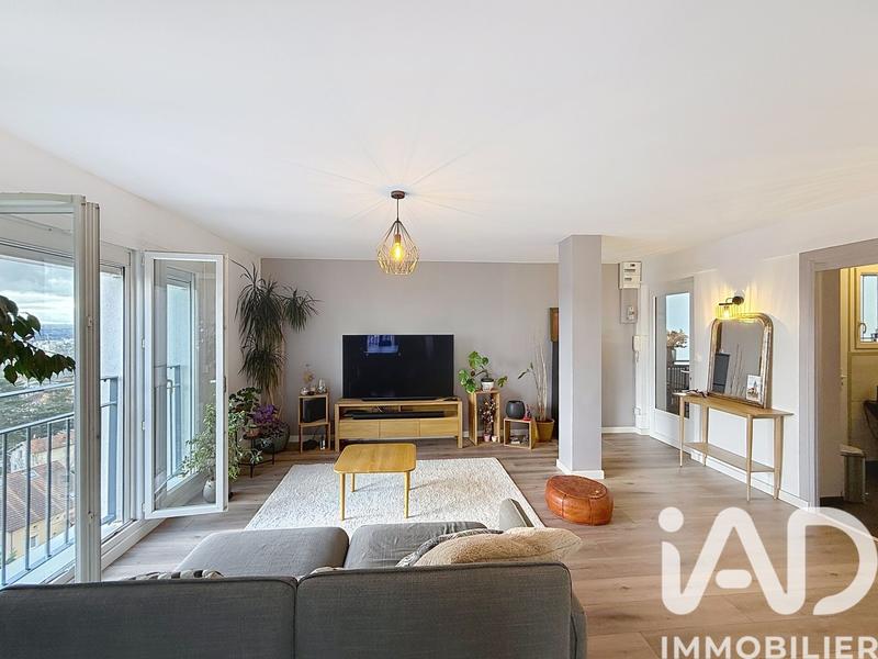 Appartement - 92 m² - 5 pièces