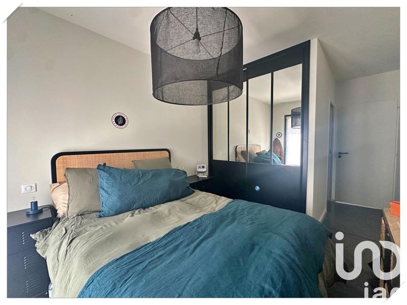 Maison - 250 m² - 7 pièces