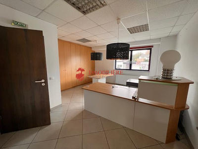 Local commercial - 109 m²