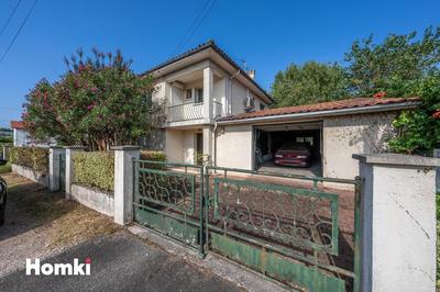 Maison - 147 m² - 6 pièces